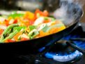 3 tips memasak beberapa menu sekaligus dalam waktu cepat