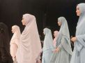 Berhenti Berlebihan dalam Berpakaian, Malu dengan Kebiasaan Istri Rasulullah