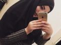 Muslimah Jangan Foto Selfie Berduaan dengan Suami Orang Lain 