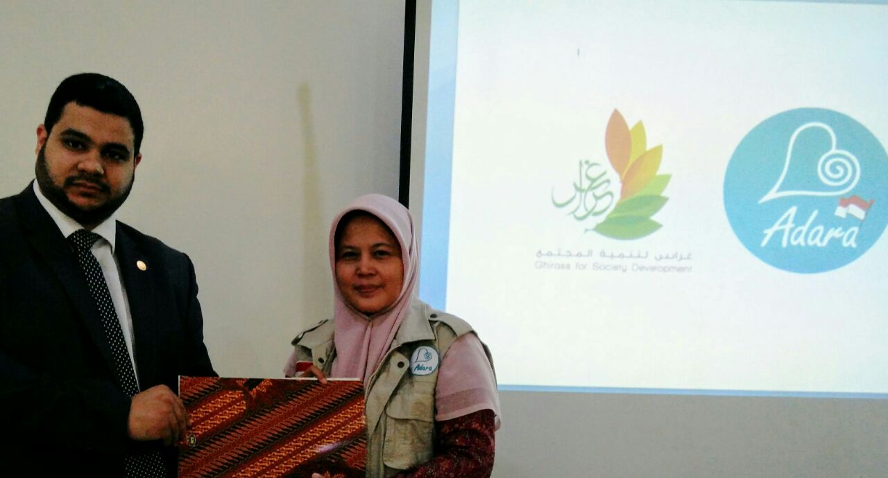 Adara Bantu Keluarga Pejuang Palestina