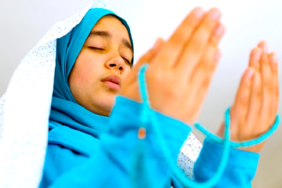 Jangan Langsung Meminta Ketika Berdoa, Lakukan Ini Terlebih Dulu