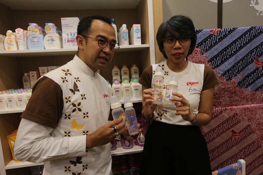 Lestarikan Warisan Bangsa Melalui Botol Susu Motif Batik