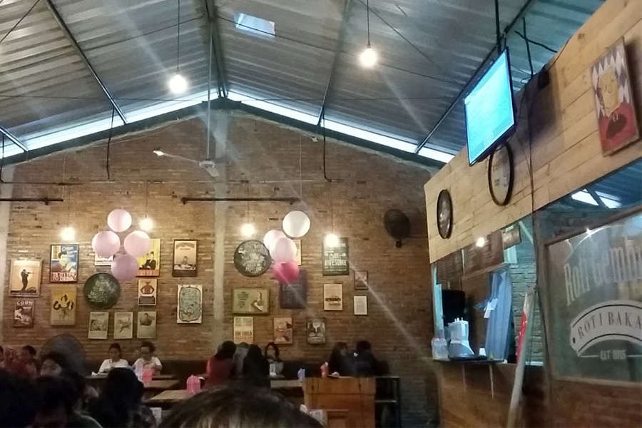 Mengapa Bapak-bapak Suka Bicara Jorok antar Sesamanya? 
