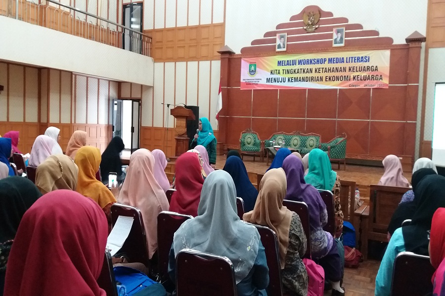 Workshop Media Literasi Bersama Ummi di DPRD Cilegon